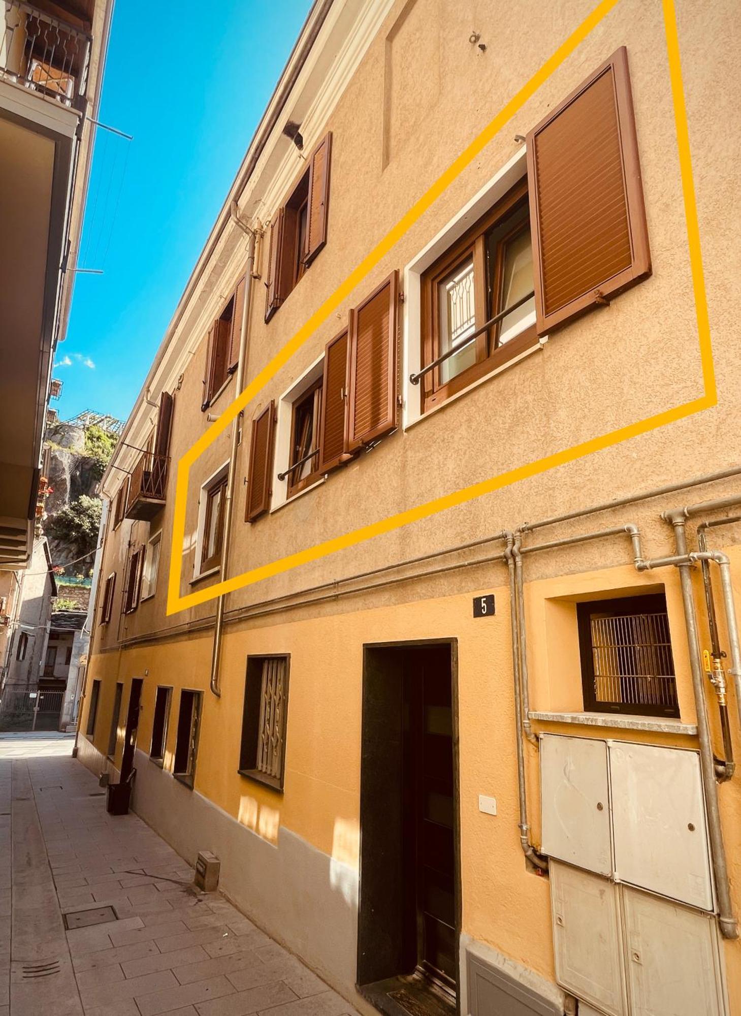 Alpine Hut Apartamento Pont-Saint-Martin Exterior foto